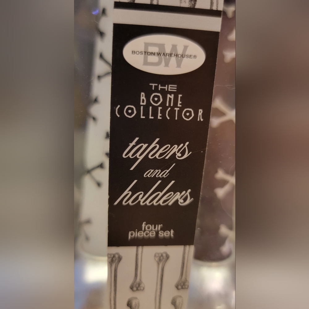 Boston Warehouse The Bone Collector Tapers & Holders 2 Holders/2 Candles 2009